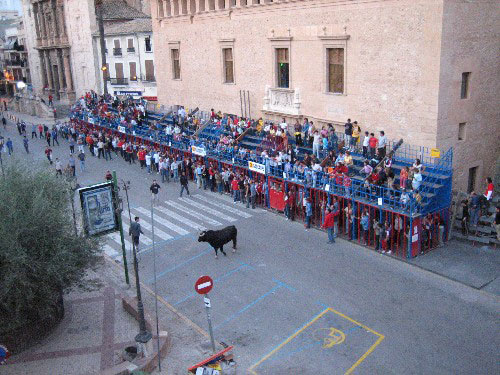 La setmana posterior a Sant Miquel, Llíria vibra amb els bous