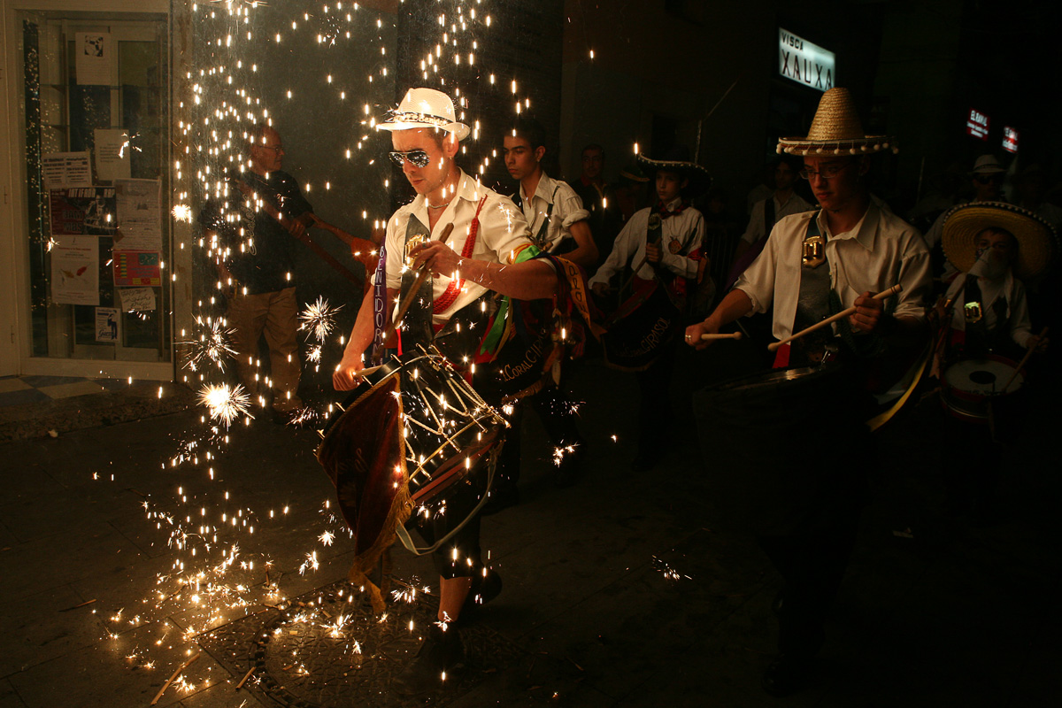 Percussió i pólvora, dos ingredients bàsics de la festa