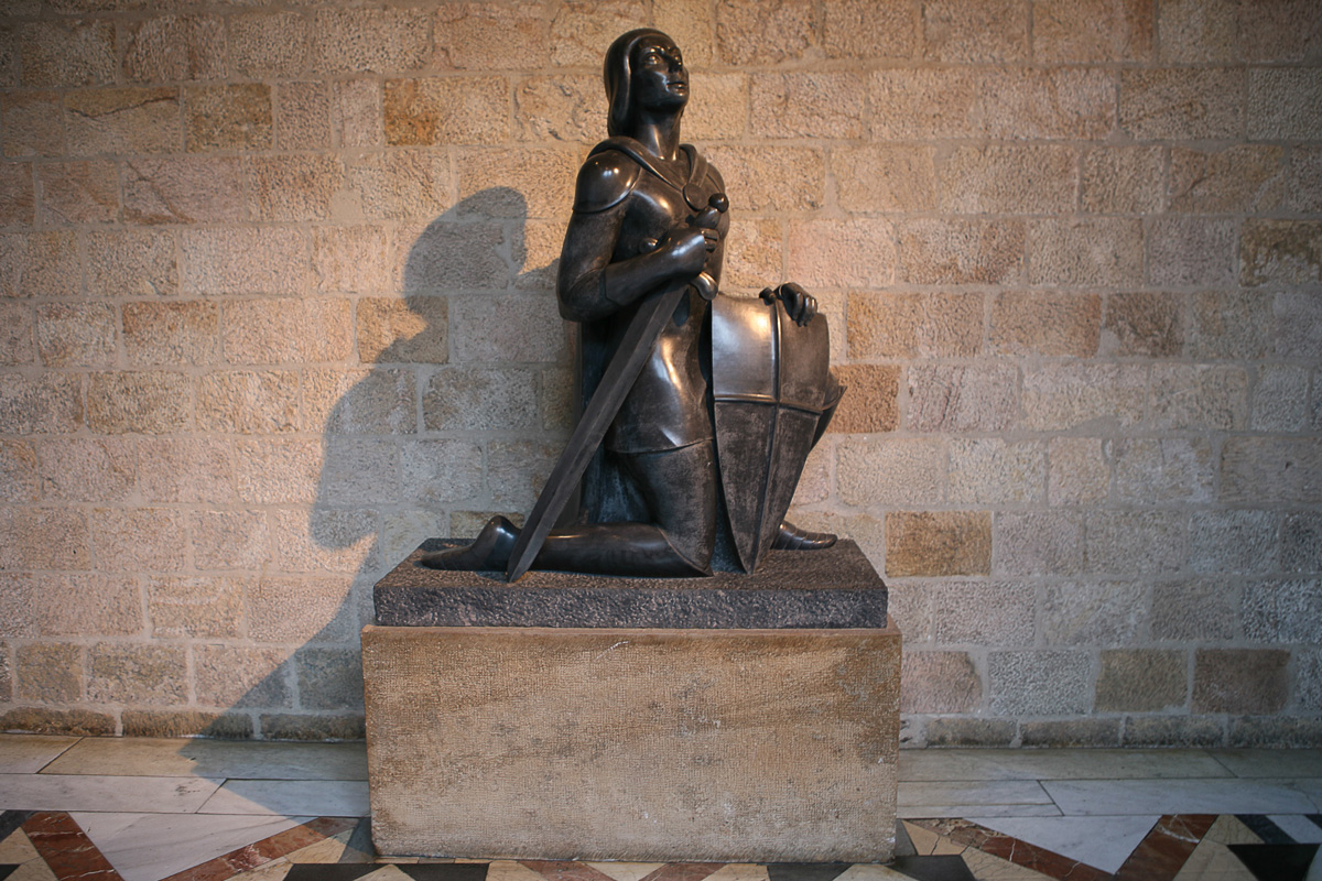 Escultura de Sant Jordi al Palau de la Generalitat de Catalunya