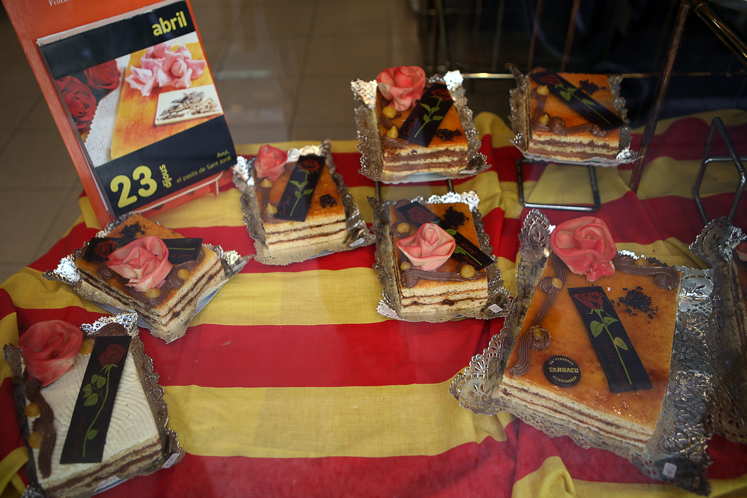 Pastís de Sant Jordi