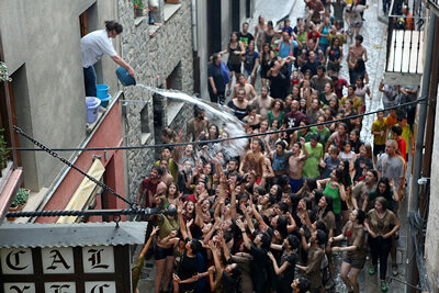 L'aigua també cau dels balcons