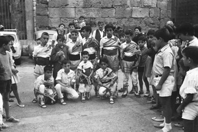 Ball de Bastons del barri l'any 1972