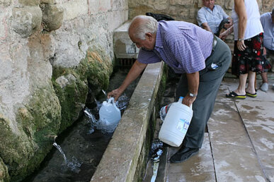 Recollint l'aigua del Brufaganya