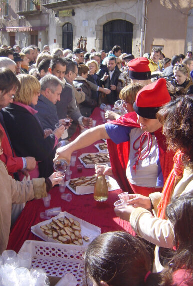 Repartiment del vi nou