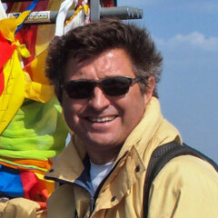 Jordi Longás Mayayo